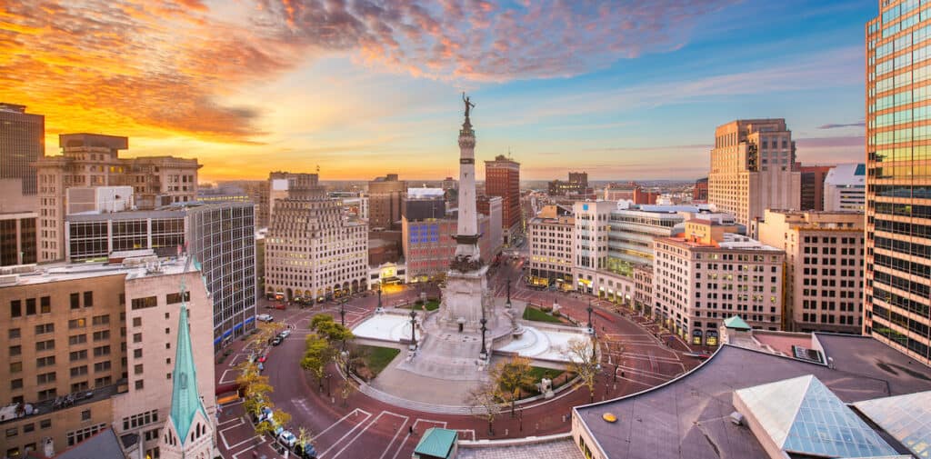 Indianapolis, Indiana, USA skyline over Soliders' and Sailors' Monument at dusk.